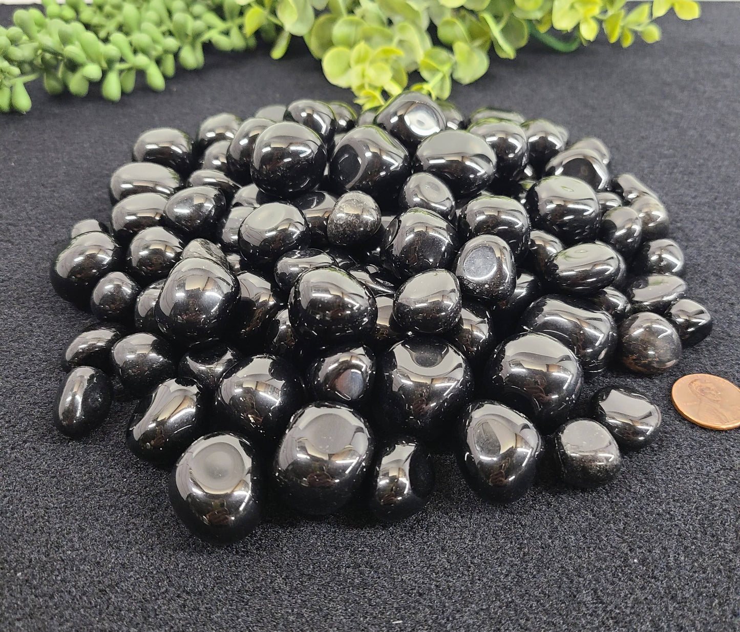 Black Obsidian (1kg/2.2 lbs.) Tumbled Stone 20-25mm
